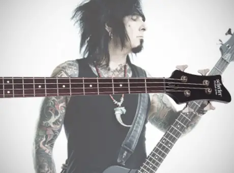 Nikki Sixx Schecter Bass